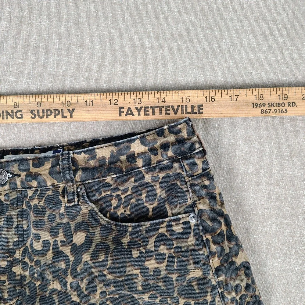 Project Rebel Womens SZ 11 Leopard Print Denim Shorts Brown Grunge Indie Sleaze